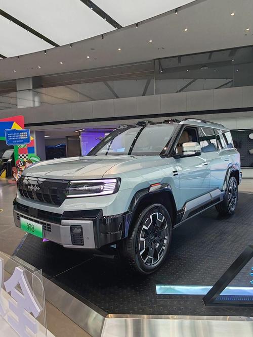 惠州惠阳区宝展格企业管理咨询比亚迪方程豹硬派越野的爆款，英菲尼迪35周年与你共成长